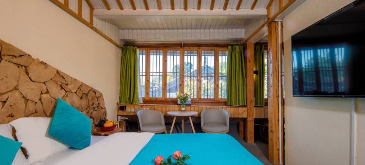 久栖·丽江秋桐下庭院图片