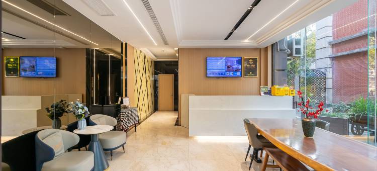 如家睿柏·云酒店(上海松江车墩影视乐园店)图片