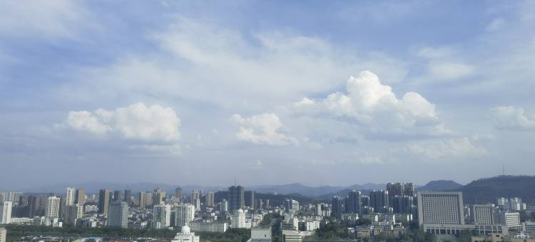 咸宁蓝海龍悦酒店(咸宁南站万达广场店)图片