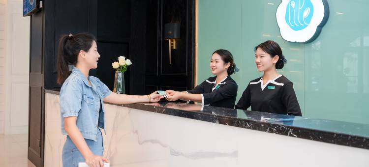 希岸·轻雅酒店(西双版纳景洪告庄星光夜市店)图片