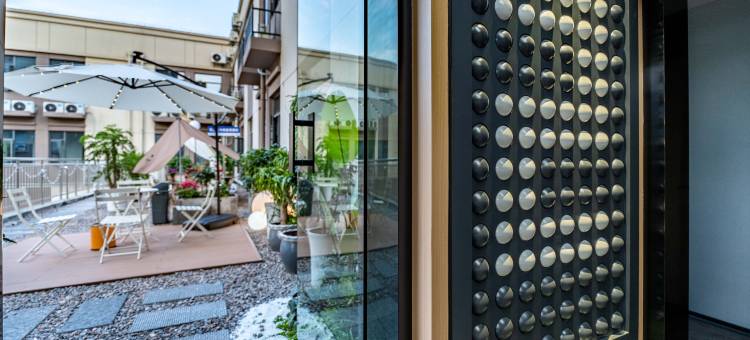 花与别宿酒店(宜都新客运中心店)图片