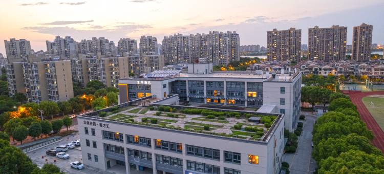 速8精选酒店(苏州园区博览中心唯新路店)图片