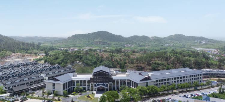 孝感孝昌双峰山云居酒店图片