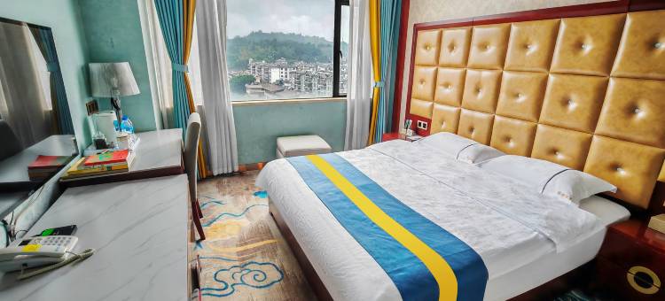 镇康啰细瑟国际大酒店图片