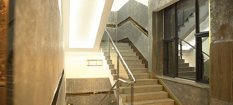 沃德阿拉丁酒店(招金广场店)图片