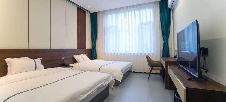 睿柏·云酒店(张家口怀来狼山店)图片