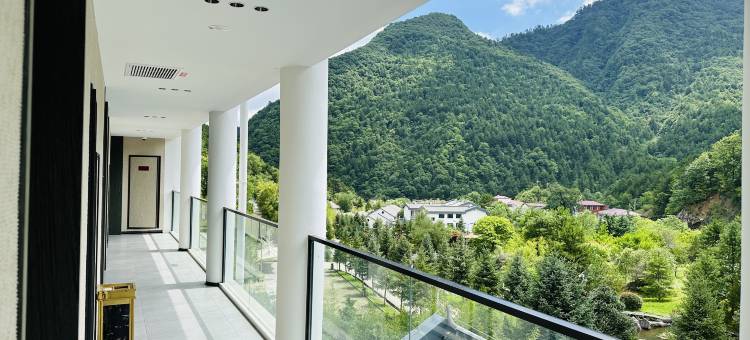 镇安木王杜鹃山庄图片