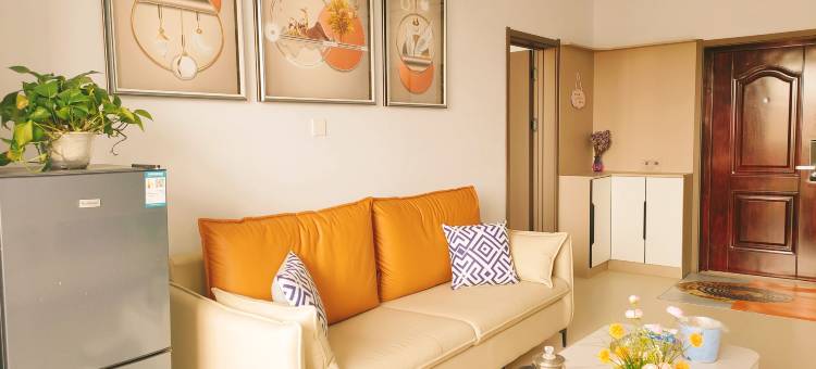 乌兰察布忆居民宿(碧海嘉源集宁一中店)图片