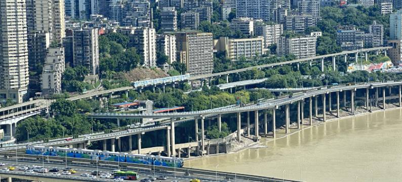 意澜海G·Sky江景酒店(观音桥店)图片