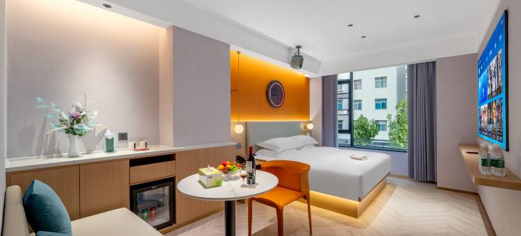 弥渡M星空酒店(好来世纪广场店)图片