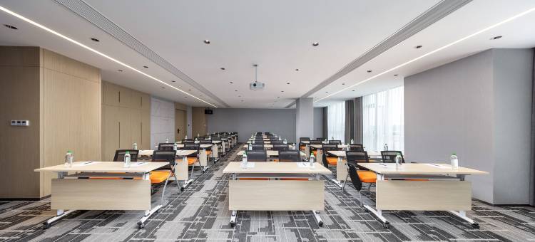 丽怡酒店(贵港平南东湖商业步行街店)图片