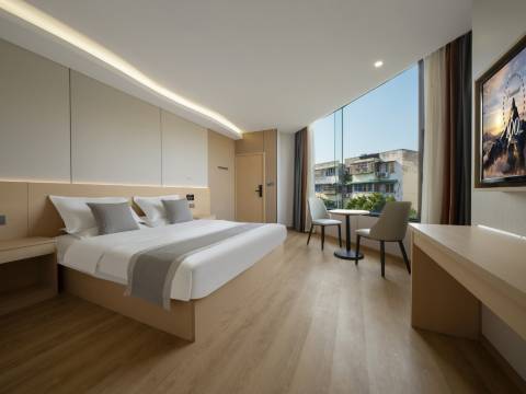 青舍酒店(成都火车南站店)