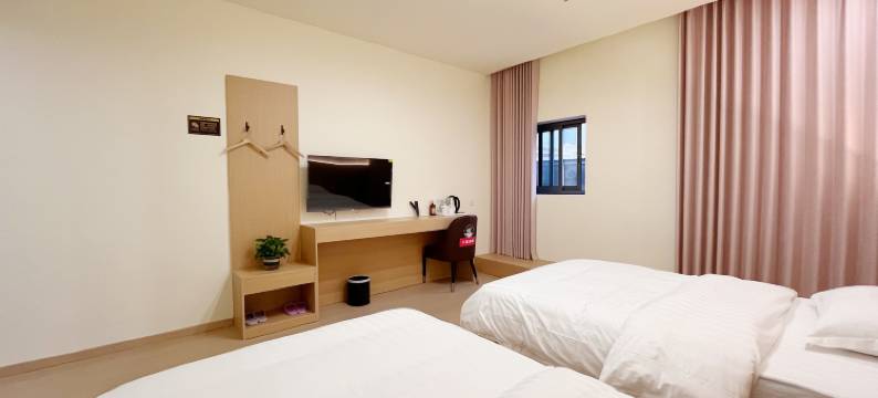 云起酒店(遵义市红花岗区人民医院店)图片