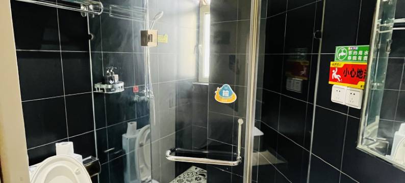 乌鲁木齐华尔云艺术酒店(王家梁地铁站店)图片