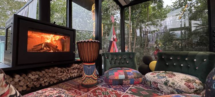 明月禾间野奢溯溪汤泉民宿图片