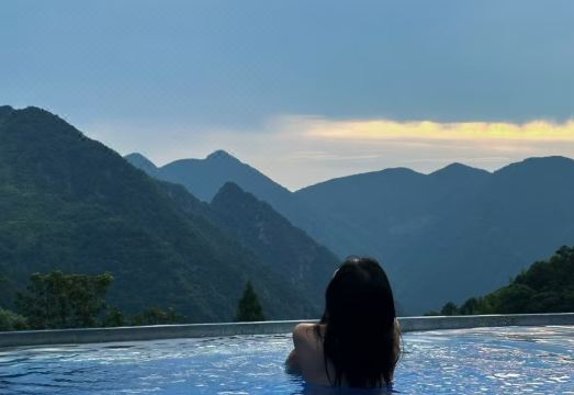 腾冲南宿·半山里|SoakView云池眠山汤宿（高黎贡国际旅游城店）外景图