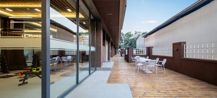 润玺丽呈酒店(西双版纳景洪嘎洒机场融创国际度假区店)图片