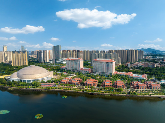 厦门灵玲长颈鹿庄园酒店