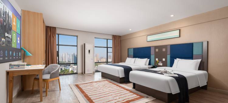 如家睿柏·云酒店(武汉吴家山东吴大道轻轨站店)图片