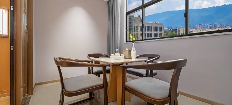 言途酒店(邵阳新邵店)图片