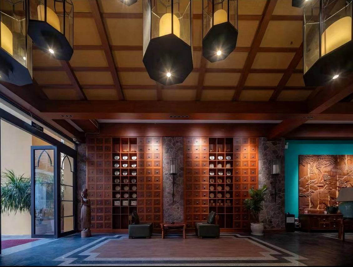 亿啡丽呈明宇酒店(西双版纳景洪告庄西双景星光夜市店)图片