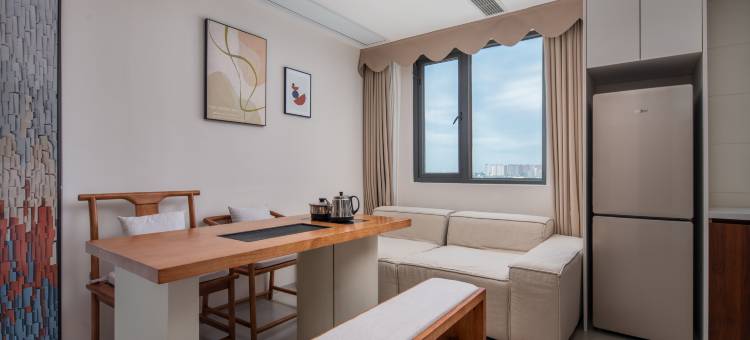 云玺海景酒店公寓(银滩景区店)图片