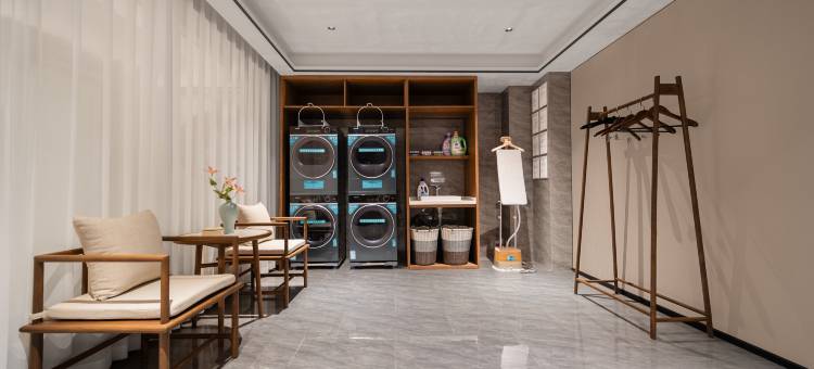 陌上轻居酒店(内黄人民公园店)图片