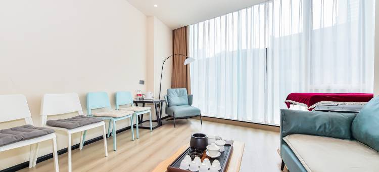 雅度智能酒店(贵阳喷水池黔灵山公园地铁站店)图片