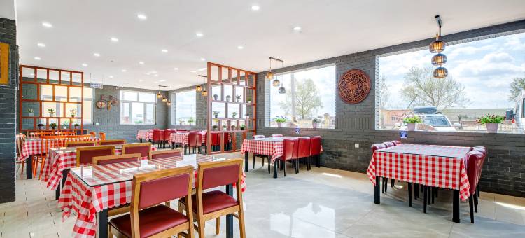 额尔古纳星空精品酒店(黑山头镇店)图片