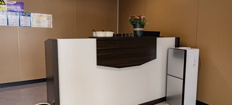 自然接触民宿(那拉提景区店)图片