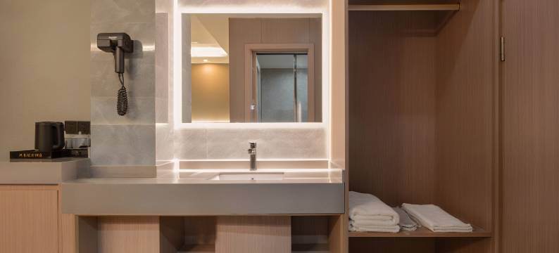 时光漫居酒店(衢州国金中心水亭门店)图片