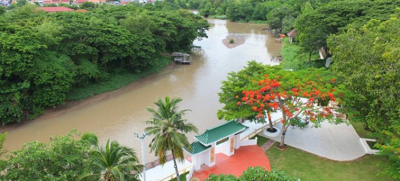 麦地那酒店(Madina Rayong Hotel)图片
