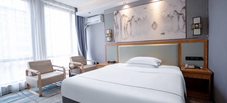 羽梵酒店(高州城东客运站店)图片