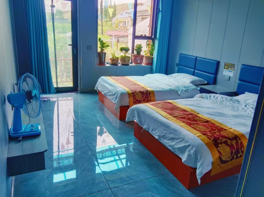 Tianranju Chinese InnOver view