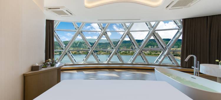 雅安雅鱼塔悦尔酒店图片