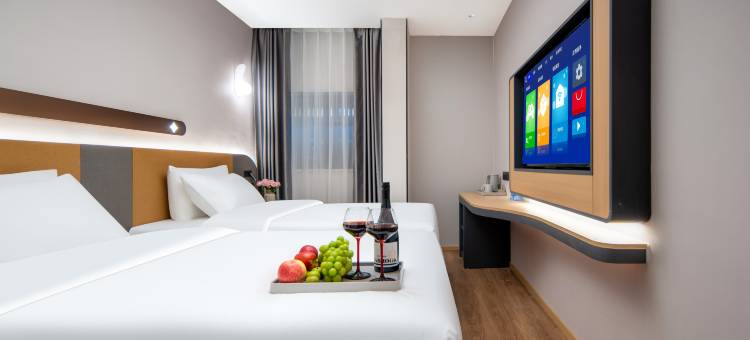 栖悦酒店(米公路沃尔玛民发广场店)图片