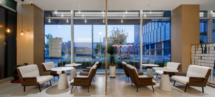 纳罗兰电竞酒店(印象城金融中心店)图片