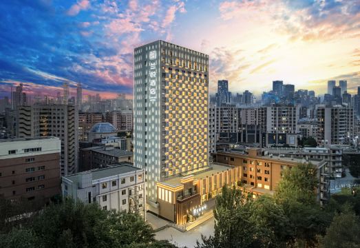 兰悦酒店（兰州大学火车站地铁站店）外景图