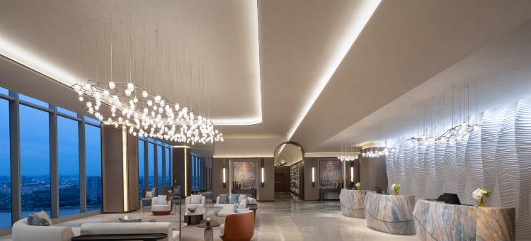 广州之窗皇冠假日酒店图片