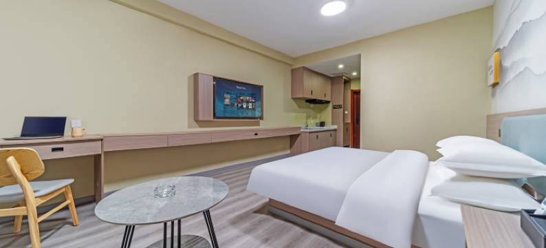 芭厘岛酒店(京沪高速枣园立交店)图片