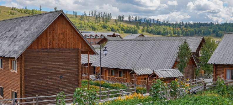 禾木嘉禾神木度假山庄图片