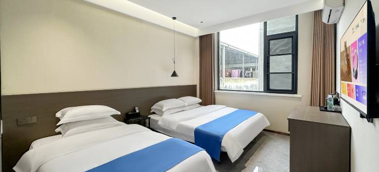 千寻Dream城市酒店(栾川老君山店)图片