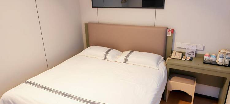 都市118·精选酒店(天津西青理工大学店)图片