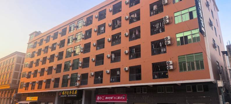 汕头橘子轻奢美宿酒店(潮阳和平店)图片