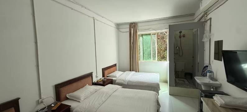 成丽饭庄住宿(攀枝花南站店)图片