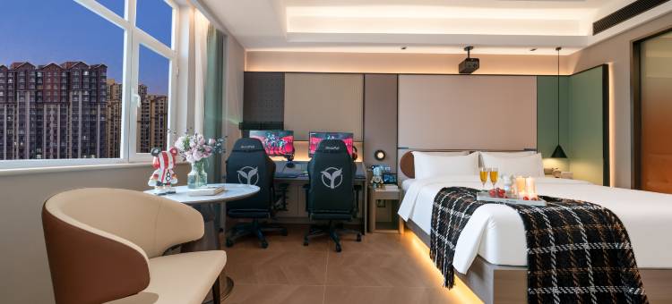 叶与晨电竞电影酒店(定州站中山公园店)图片