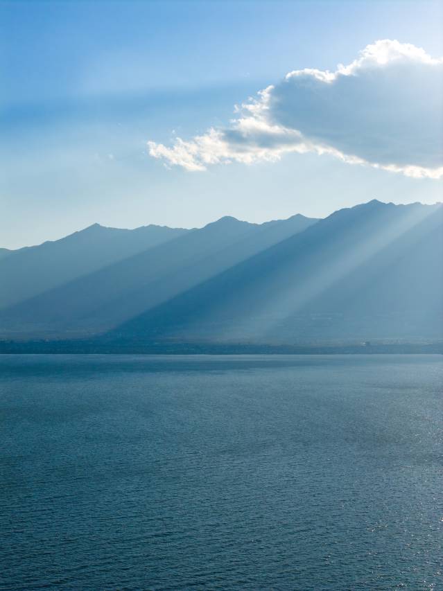 云边墅里·观日照金山｜悬崖日落半山海景度假别墅(洱海店)图片