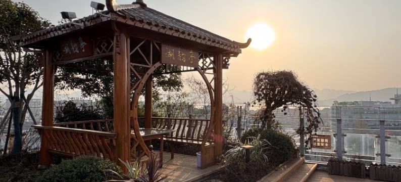 杭州西湖湖滨延安路亚朵X酒店图片