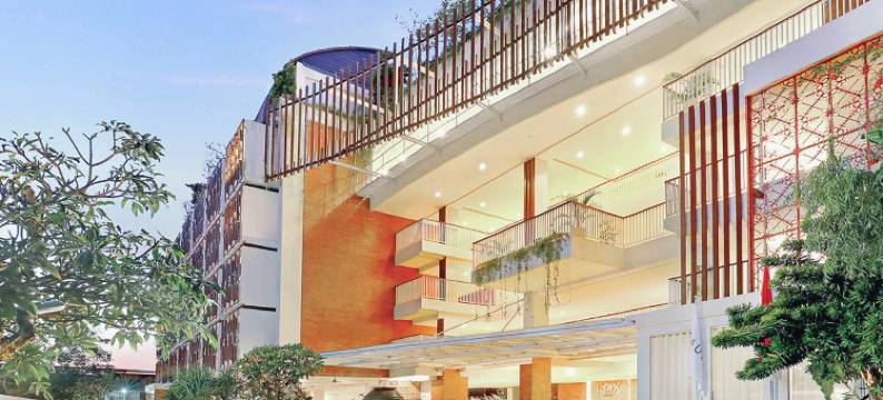 金巴兰海滩福克斯酒店(Fox Hotel Jimbaran Beach Bali)图片