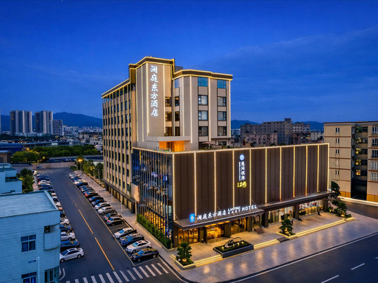 澜庭东方酒店(东莞黄江地铁站店)